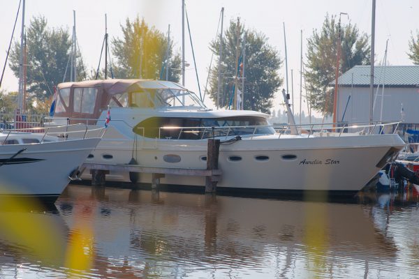 Yachtcharter Friesland Sneek